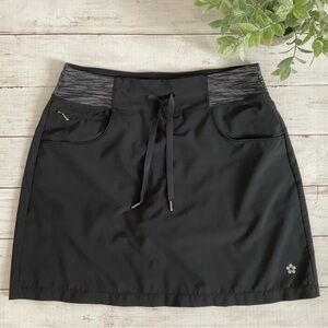 Tuff Athletics Skort, Black mini Skirt with pockets and shorts under, comfy S